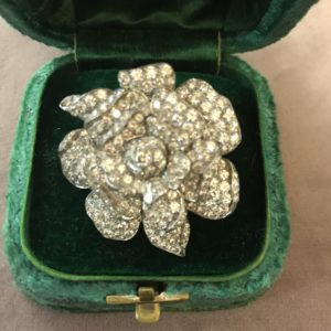Anello con brillanti