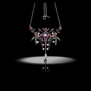 Collana con brillanti